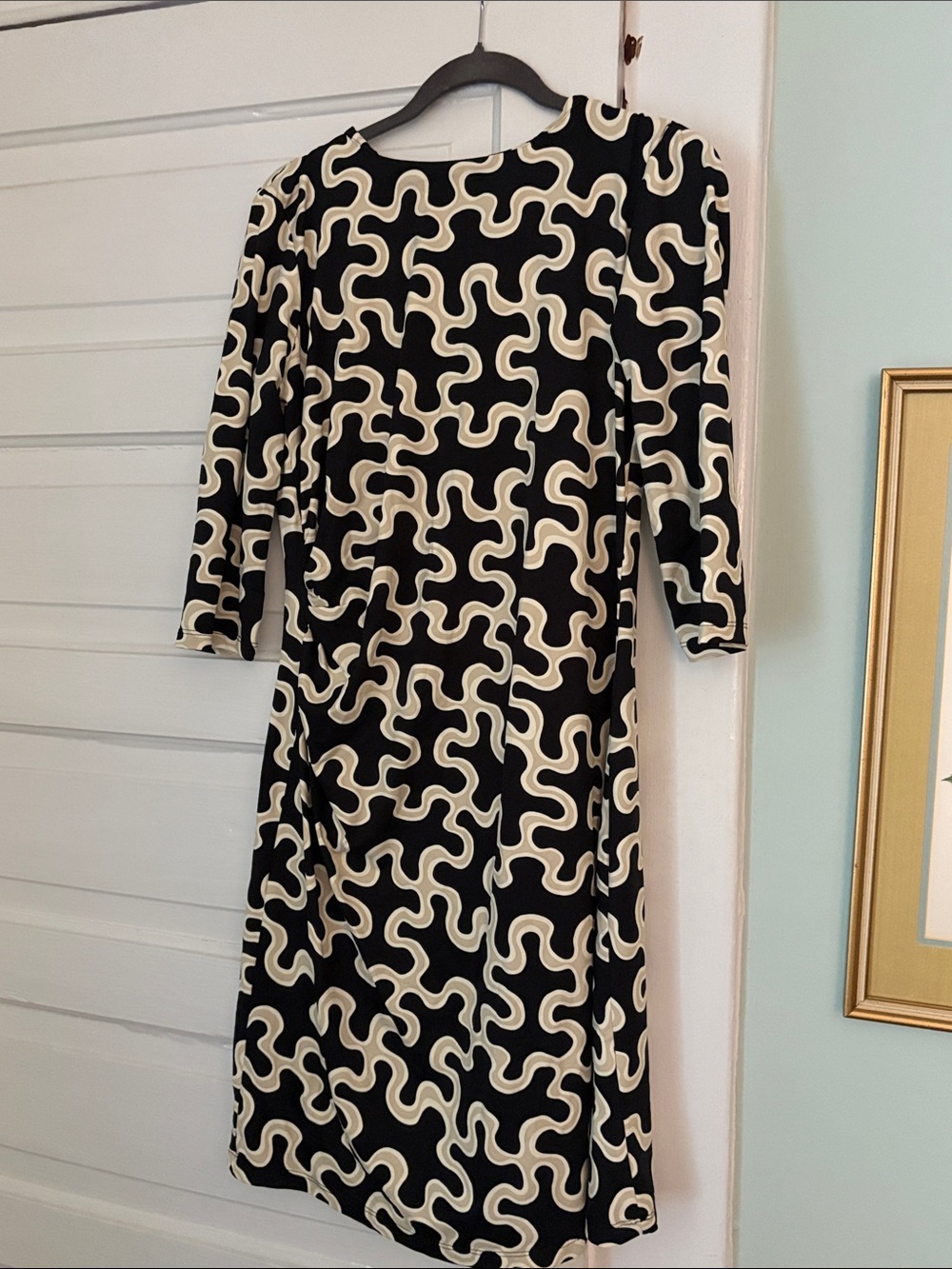Black & Cream Geometric Midi Dress - Short Sleeve Statement Dress